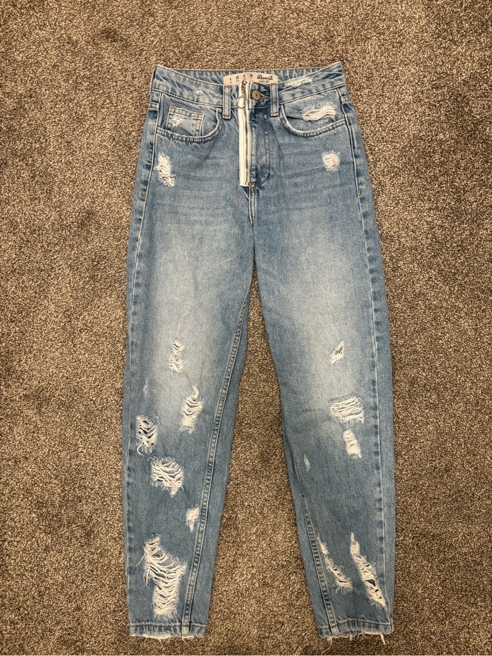 Denim&Co Light Blue Boyfriend Distressed Jeans